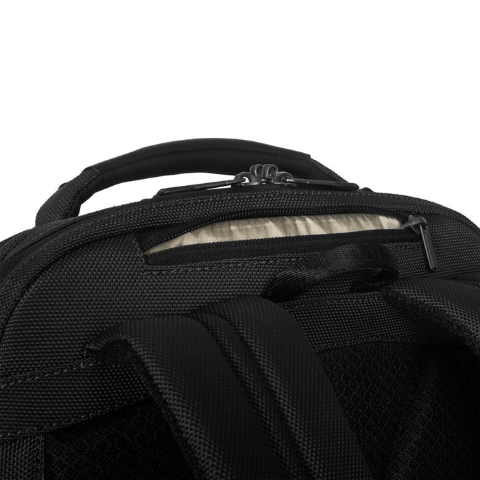 15-16” HeritageLuxe Backpack, Black