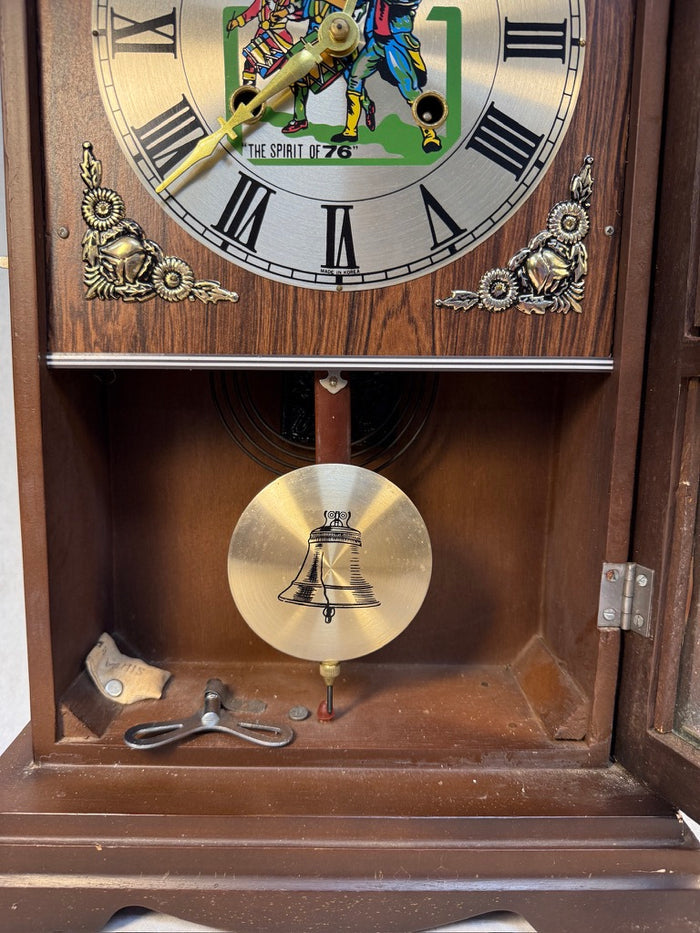 200th Anniversary The Spirit of 1776 Mantel Clock