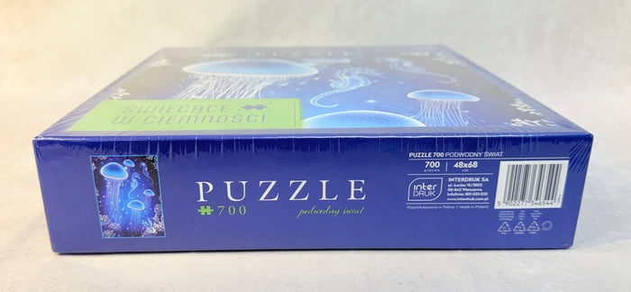 700 Piece Underwater World Glow in the Dark Puzzle - Brand New!