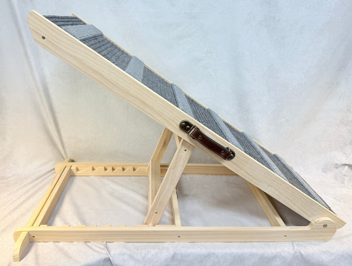 Adjustable Pet Ramp - 13" to 25" Height