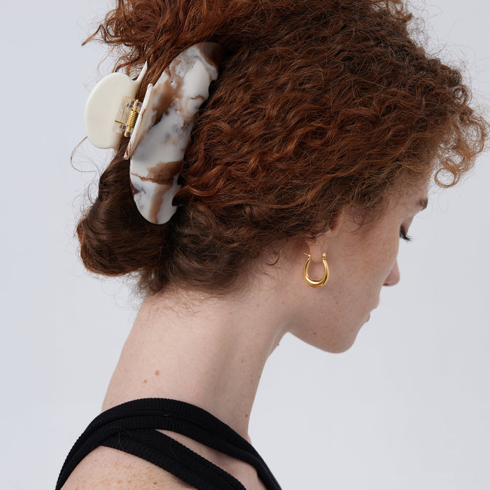 Amelia Claw Clip in Stone (2 Sizes)