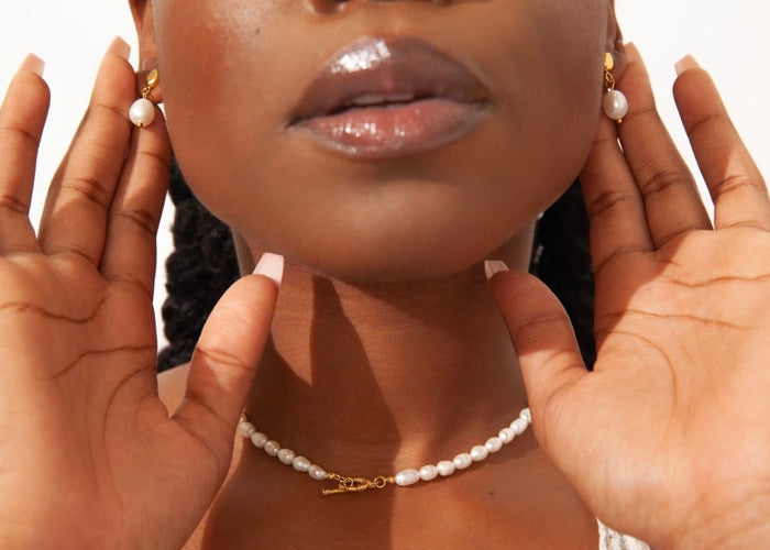 Gold Geneva Pearl Earrings - Flaire & Co.