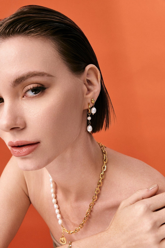 Gold Geneva Pearl Earrings - Flaire & Co.
