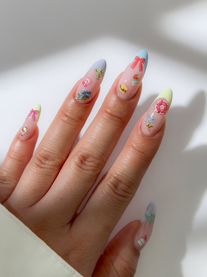 High Tea nail look