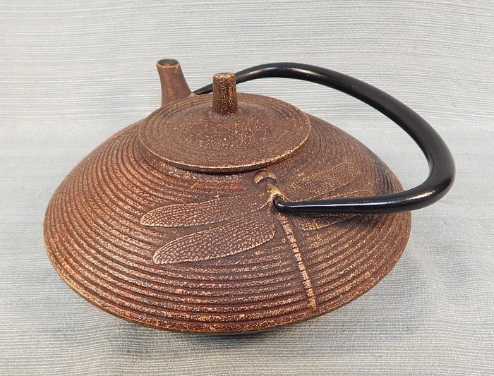 Iwachu Dragonfly Teapot