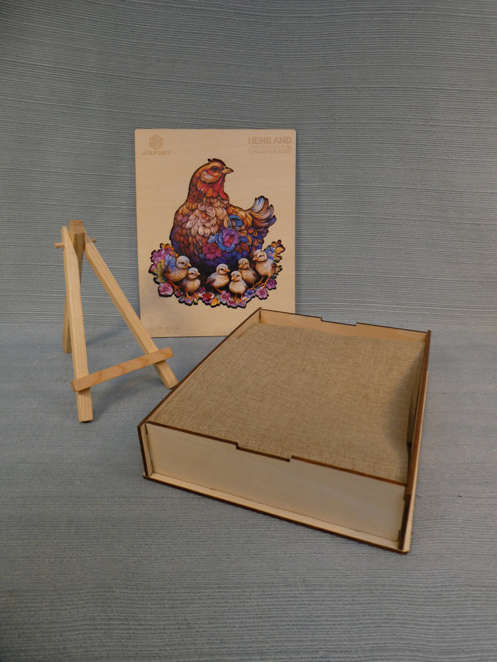 Jigfoxy Wooden Hens and Chicks 180 Piece Puzzle (Missing 1 Edge Piece)