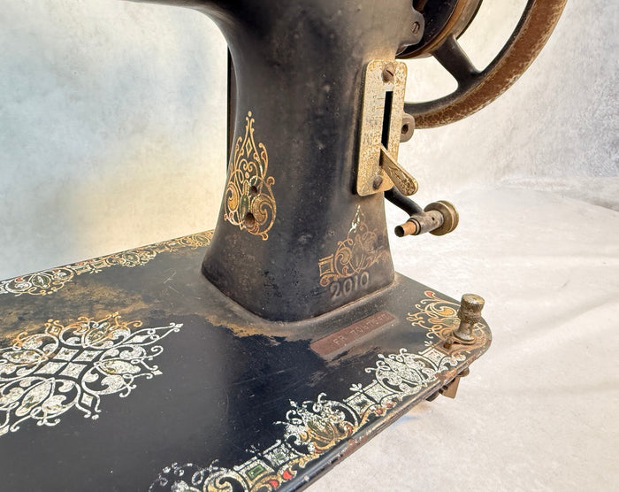 Mason Rotary 2010 Manual Sewing Machine for Parts or Restoration - RARE!