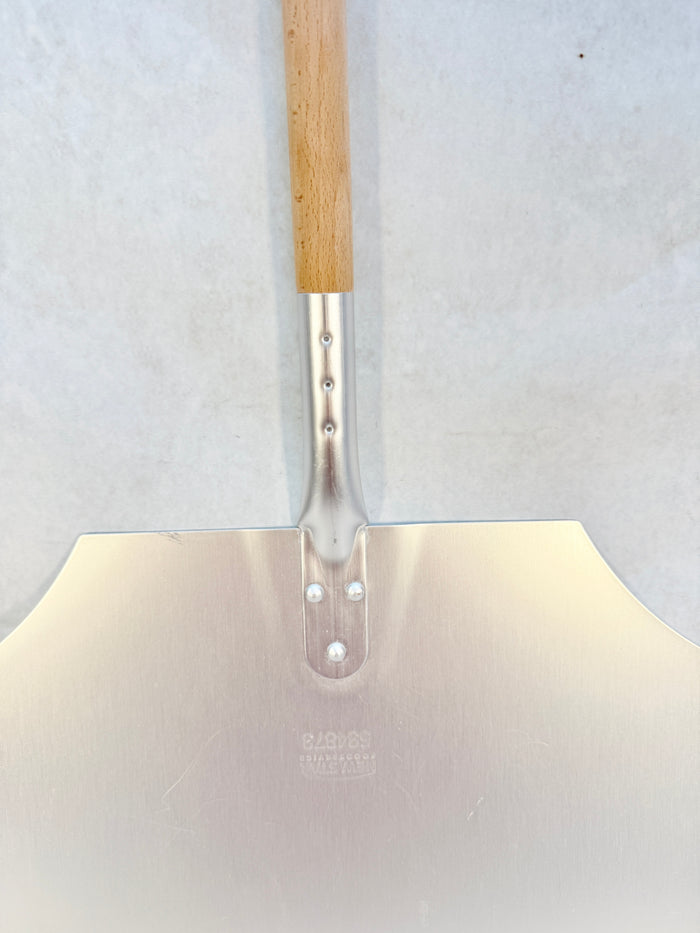 New Star Foodservice 16" x 18" Pizza Peel with Wood Handle