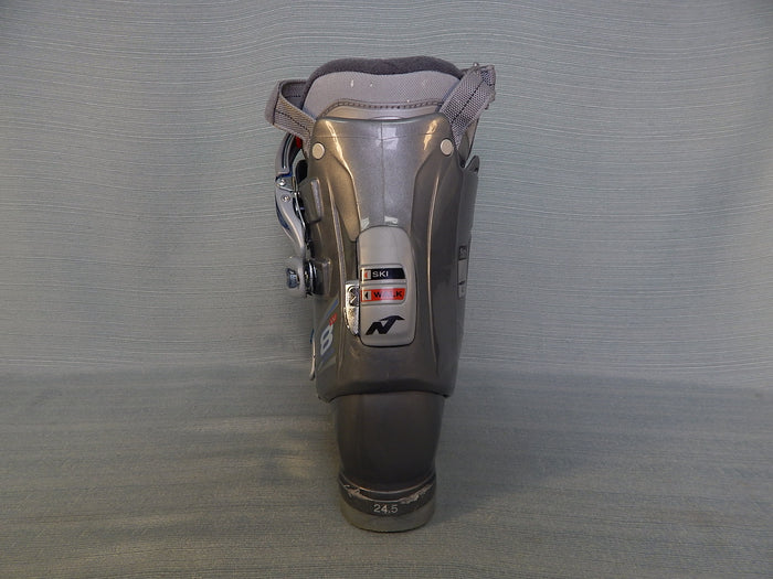 Nordica Easy-Move Ski Boots, Women's Size 7.5