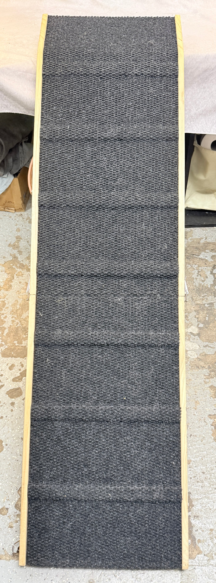 Osluken Folding Pet Ramp - 24" to 30" Rise