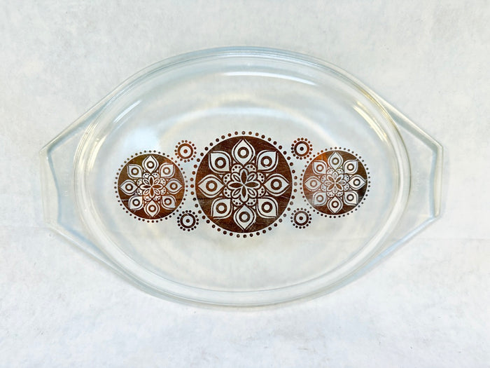 Pyrex Royal 1.5 Quart Divided Dish with Lid