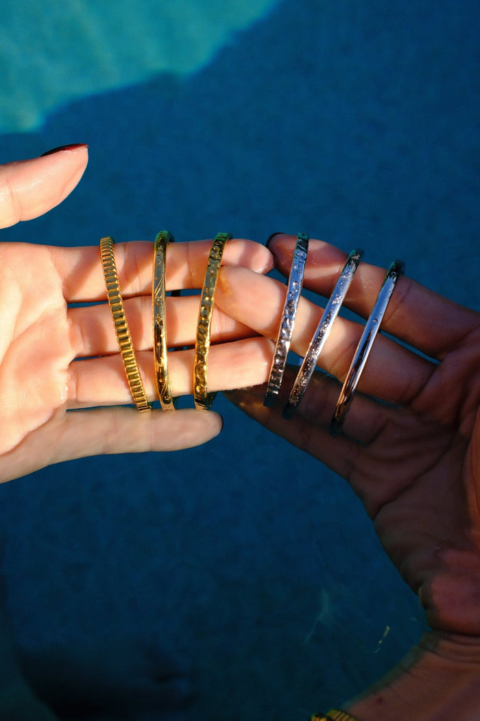 Ribbed Stacker Cuff Bangle - Flaire & Co.