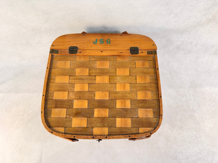 Ringe Baskets Inc. Picnic Basket