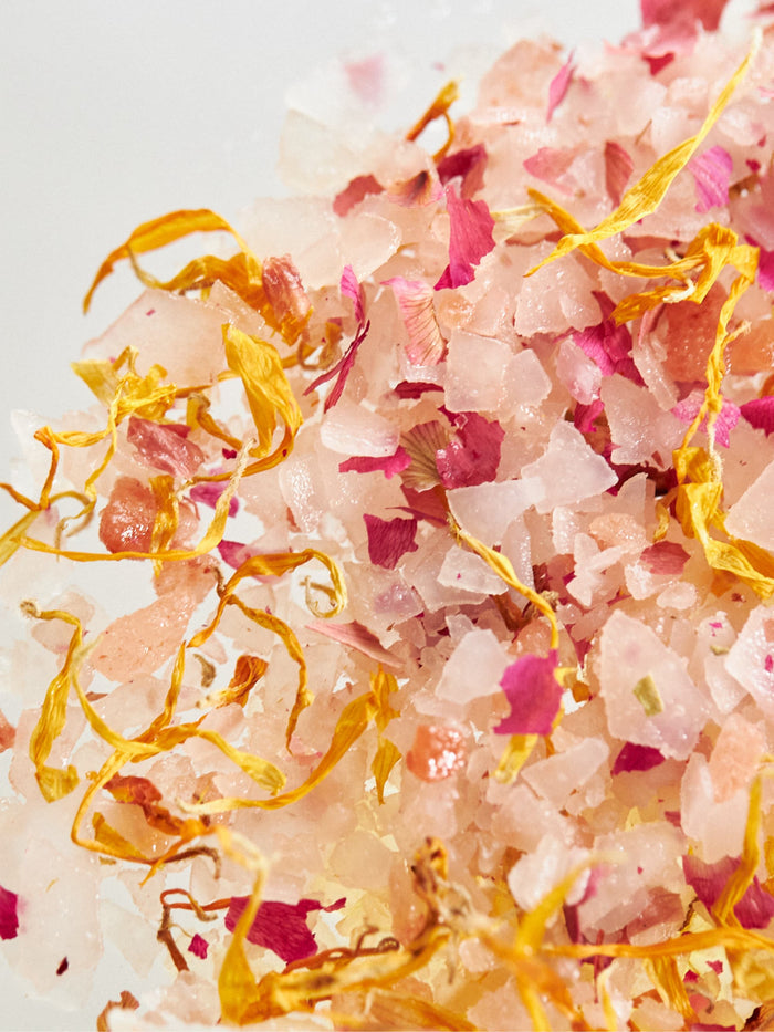 Snoozy Bath Soak with Magnesium Flakes