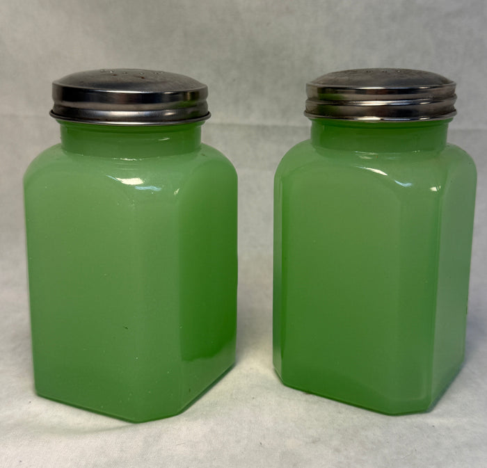 TPC Jade Glass Salt & Pepper Set
