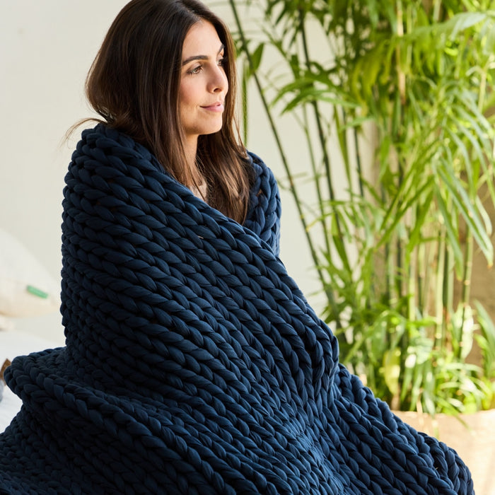 Avocado Weighted Blanket in Navy