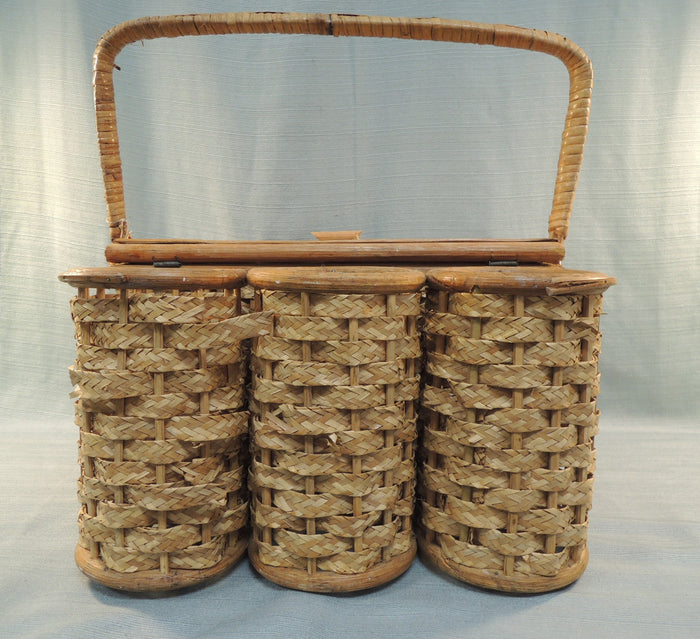 Wine Lovers Wicker Picnic Basket