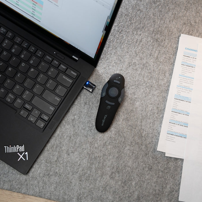 Wireless USB Presenter with Laser Pointer